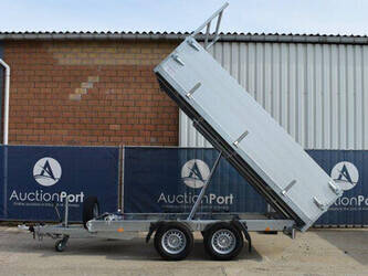 bw-trailer-3500-1457931-47495434