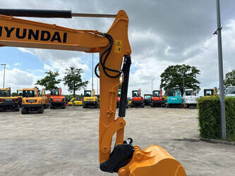 2020-hyundai-r60vs-1457934-47495494