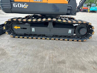 2020-hyundai-r60vs-1457934-47495502