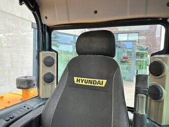 2020-hyundai-r60vs-1457934-47495516