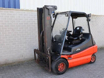 2003-linde-e30-02-1457988-47497005