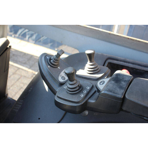 2011 Still RX 20-16 P-47497214
