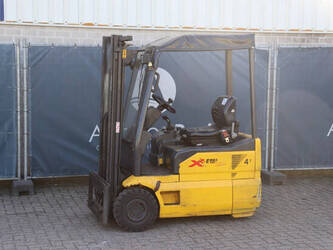 صورة ل رافعات شوكية 2007 OM PImespo XE 15 3 للبيع في بلجيكا