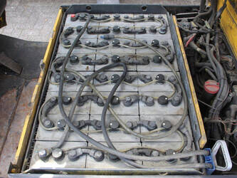 2011-hyundai-20b-7-1458023-47497821