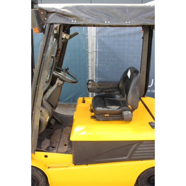 2011 Hyundai 20B-7-47497822