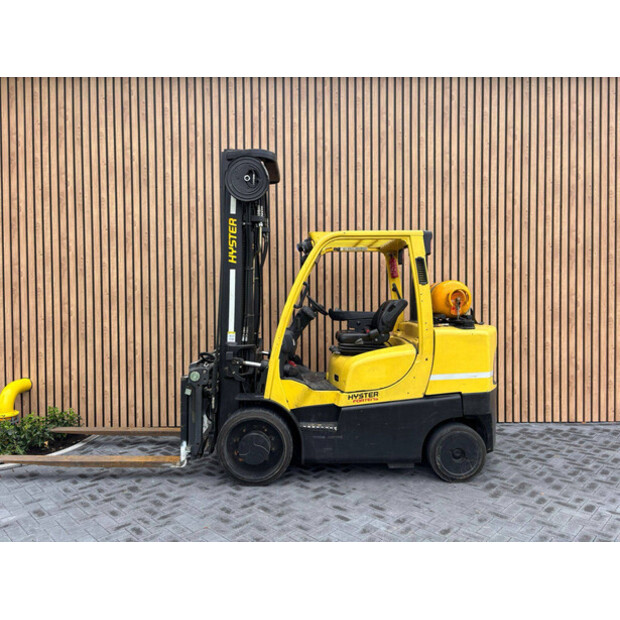 2010 Hyster S7.0FT-47497835