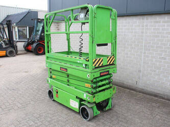 2011-airo-xs8-e-47497855