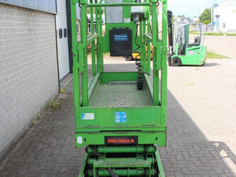 2011-airo-xs8-e-47497859