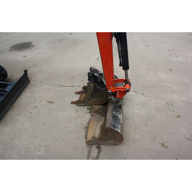 2016 KUBOTA KX015-4-47498334