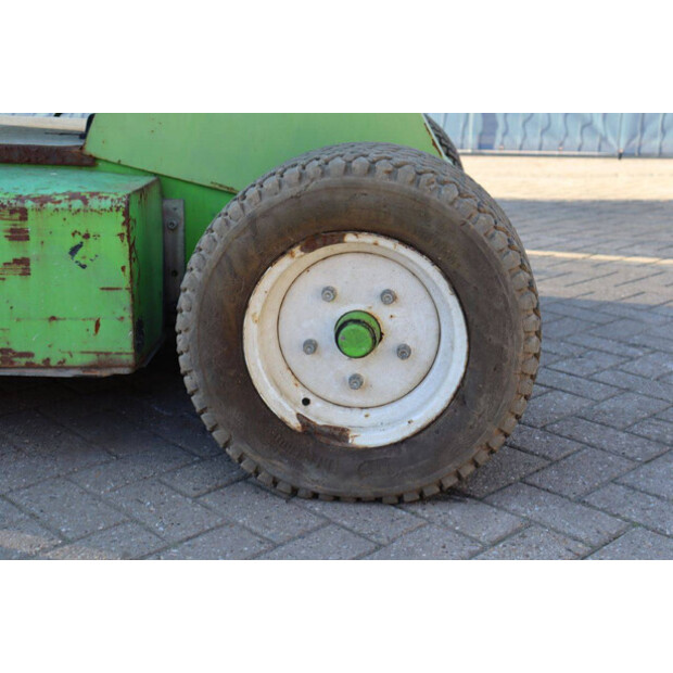2014 Niftylift HR12NDE-47498355