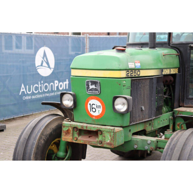 1998 JOHN DEERE 2250-47498638