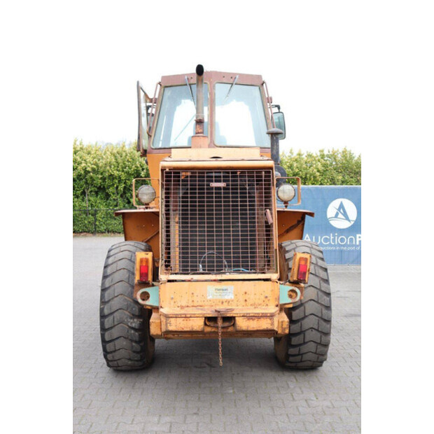 1989 كاس W15-47498805