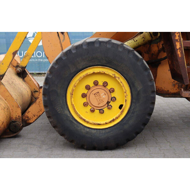 1989 كاس W15-47498815