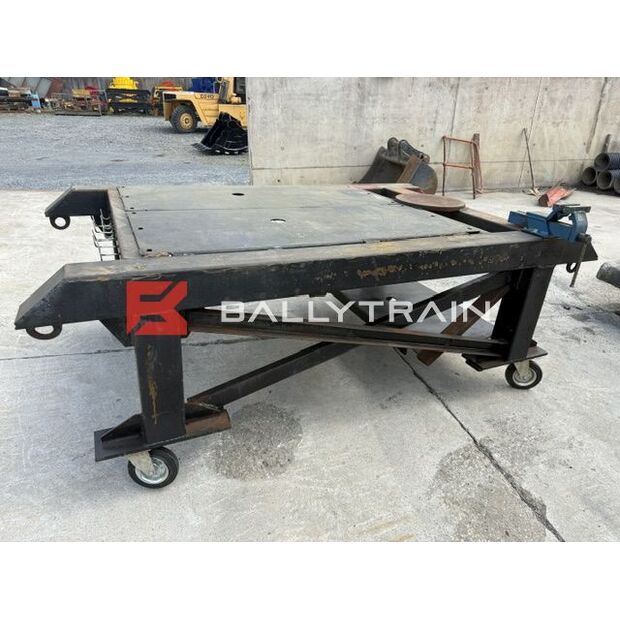 Other-47504294