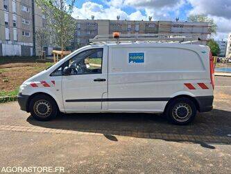2013-mercedes-benz-vito-1458127-47509714