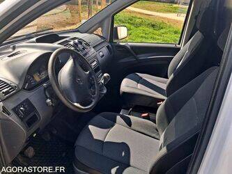 2013-mercedes-benz-vito-1458127-47509715