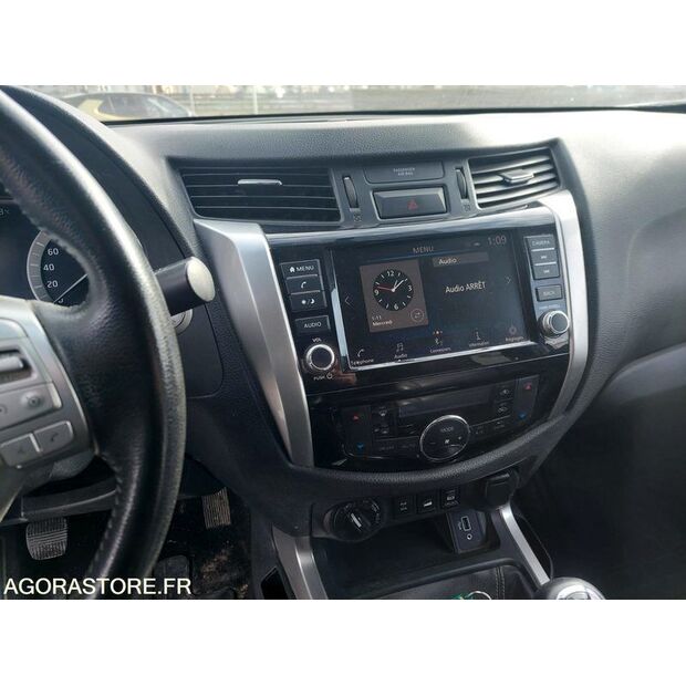 2019 NISSAN NP300-47509797