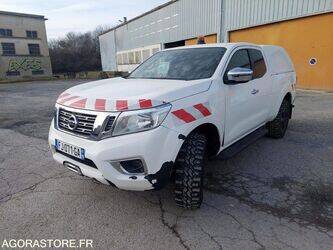 2019-nissan-np300-1458130-47509814