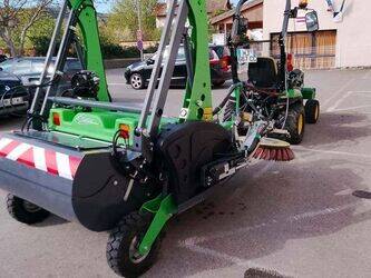 2026-john-deere-1026r-1458145-47510142