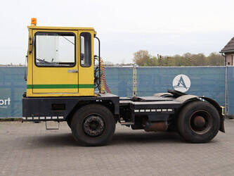 Image de CAMIONS 1983 MOL STB 250/16