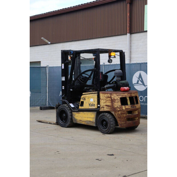 1998 يال GDP30TF-47512953