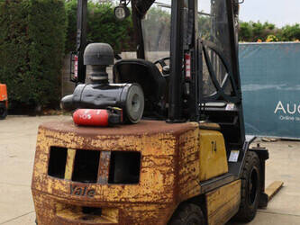 1998-yale-gdp30tf-1458155-47512955