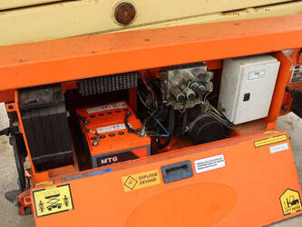 2013-holland-lift-ecostar-hl-11816-1458174-47513590