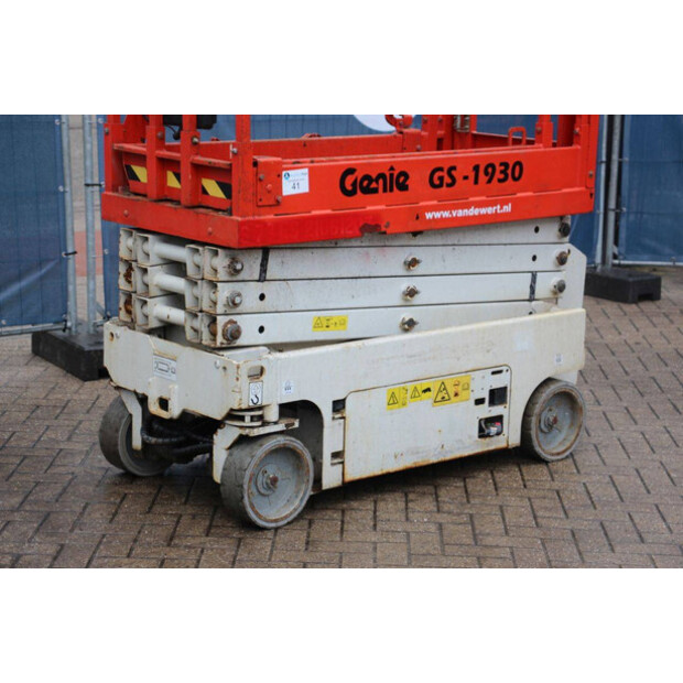 2013 جيني GS-1932-47513680