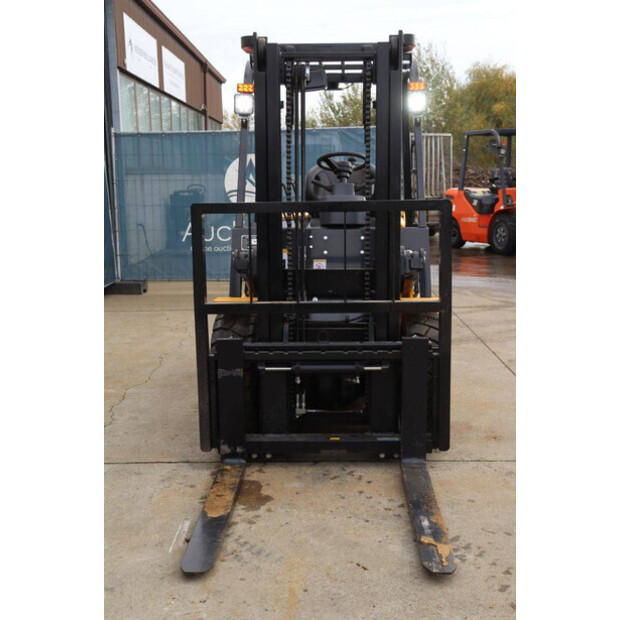 2024 VMAX CPCD30-47513905