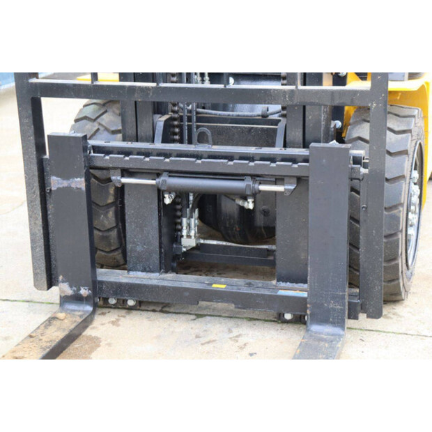 2024 VMAX CPCD30-47513908