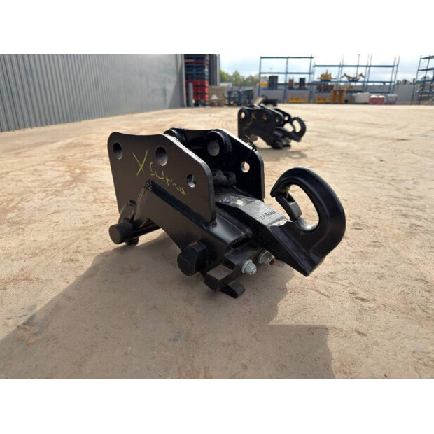 2022 فيراكتيرت CW05-47514994