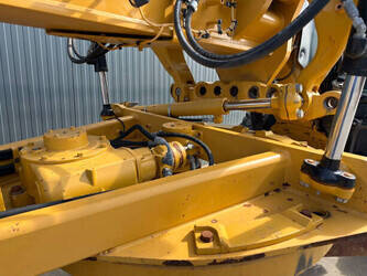 2015-caterpillar-12m3-47515277
