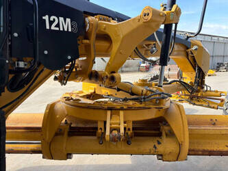 2015-caterpillar-12m3-47515283