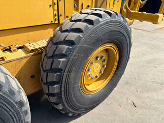 2015-caterpillar-12m3-47515297