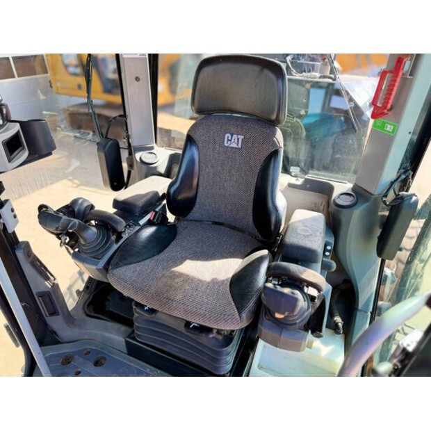 2015 كاتربيلر 12M3-47515301