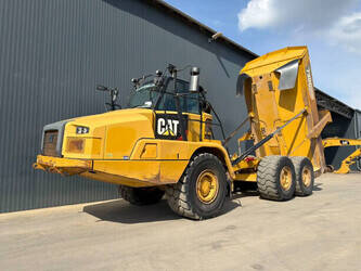 Image de TOMBEREAUX DE CHANTIER 2016 Caterpillar 730C2 À vendre à Pays-Bas