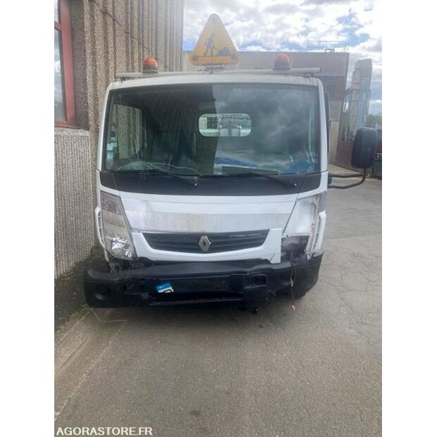 2012 Renault Maxity-47526360