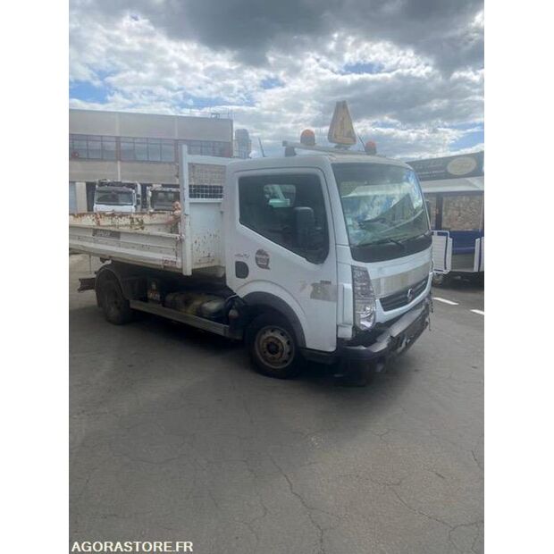 2012 Renault Maxity-47526368