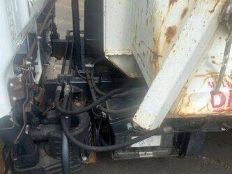 2012-renault-maxity-1458306-47526369