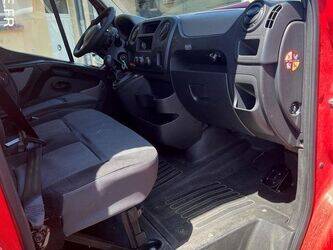 2011-renault-master-1458312-47526550