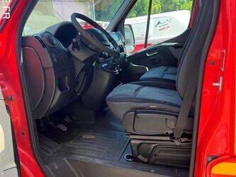 2011-renault-master-1458312-47526554