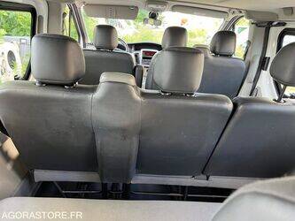 2013-renault-trafic-1458316-47526686