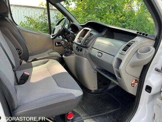 2013-renault-trafic-1458316-47526690
