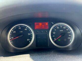2013-renault-trafic-1458316-47526691