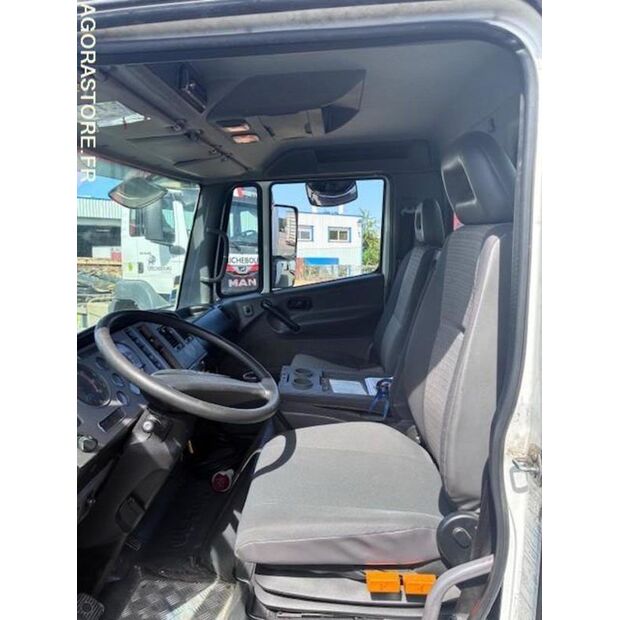 2008 NISSAN Atleon-47526774