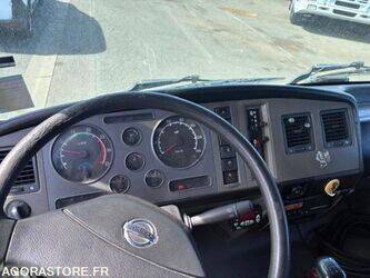 2008-nissan-atleon-1458319-47526776