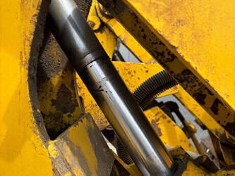 2011-komatsu-d85ex-15e0-1458340-47530356