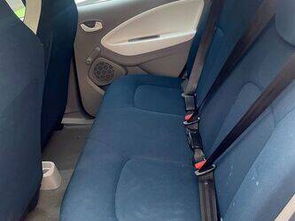 2013-renault-zoe-1458383-47541545