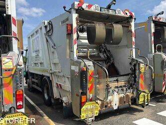 2008-renault-premium-1458388-47541619