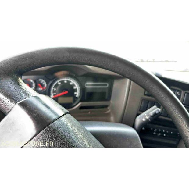 2008 رينو PREMIUM-47541623